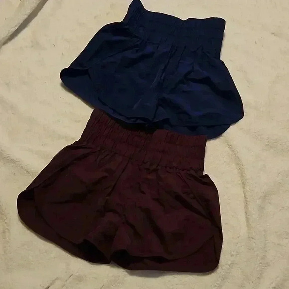 Women's Shorts  - Picture 1 of 7